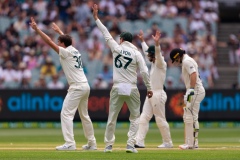 MELBOURNE, AUSTRALIA - DECEMBER 28:Australian celebrate during day three of the Second Test match in the series between Australia and New Zealand at The Melbourne Cricket Ground on December 28, 2019 in Melbourne, Australia. (Photo by Speed Media/Icon Sportswire)