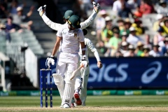 MELBOURNE, AUSTRALIA - DECEMBER 26: Keshav Maharaj of South Africa bats during the Boxing Day Test Match between Australia and South Africa at The Melbourne Cricket Ground on December 26, 2022 in Melbourne, Australia. (Photo by Dave Hewison/Speed Media/Icon Sportswire)