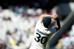 MELBOURNE, AUSTRALIA - DECEMBER 26: Pat Cummins (c) of Australia catches Marco Jansen of South Africa out during the Boxing Day Test Match between Australia and South Africa at The Melbourne Cricket Ground on December 26, 2022 in Melbourne, Australia. (Photo by Dave Hewison/Speed Media/Icon Sportswire)