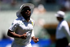 MELBOURNE, AUSTRALIA - DECEMBER 27: Temba Bavuma of South Africa during the Boxing Day Test Match between Australia and South Africa at The Melbourne Cricket Ground on December 27, 2022 in Melbourne, Australia. (Photo by Dave Hewison/Speed Media/Icon Sportswire)