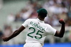 MELBOURNE, AUSTRALIA - DECEMBER 28: Kagiso Rabada of South Africa fields the ball during the Boxing Day Test Match between Australia and South Africa at The Melbourne Cricket Ground on December 27, 2022 in Melbourne, Australia. (Photo by Dave Hewison/Speed Media/Icon Sportswire)