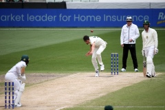 MELBOURNE, AUSTRALIA - DECEMBER 29: Mitchell Starc of Australia bowls to Temba Bavuma of South Africa during the Boxing Day Test Match between Australia and South Africa at The Melbourne Cricket Ground on December 29, 2022 in Melbourne, Australia. (Photo by Dave Hewison/Speed Media/Icon Sportswire)