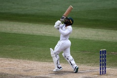 MELBOURNE, AUSTRALIA - DECEMBER 29: Temba Bavuma of South Africa bats during the Boxing Day Test Match between Australia and South Africa at The Melbourne Cricket Ground on December 29, 2022 in Melbourne, Australia. (Photo by Dave Hewison/Speed Media/Icon Sportswire)