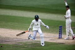 MELBOURNE, AUSTRALIA - DECEMBER 29: Keshav Maharaj of South Africa takes a run during the Boxing Day Test Match between Australia and South Africa at The Melbourne Cricket Ground on December 29, 2022 in Melbourne, Australia. (Photo by Dave Hewison/Speed Media/Icon Sportswire)