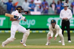 MELBOURNE, AUSTRALIA - DECEMBER 27: Cheteshwar Pujara of India ducks during day two of the Second Vodafone Test cricket match between Australia and India at the Melbourne Cricket Ground on December 27, 2020 in Melbourne, Australia. (Photo by Dave Hewison/Speed Media/Icon Sportswire)